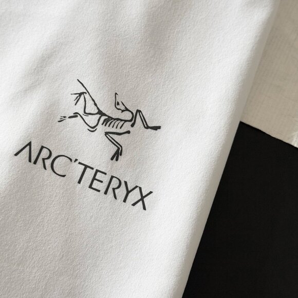 White Letter Print Crew Neck Short Sleeve T-Shirt Kolon Sport - Picture 5 of 7